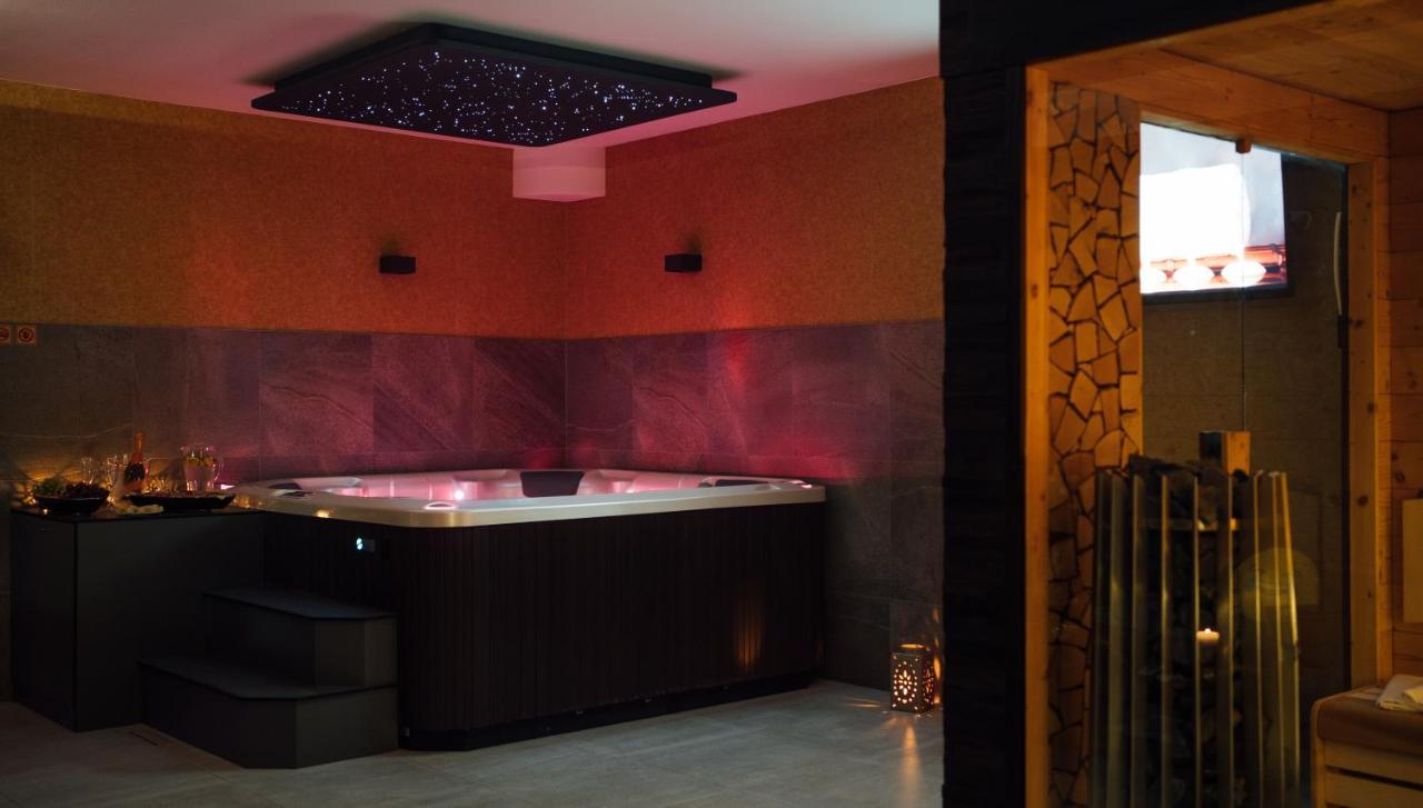 Wellness Relax - Luxusni Prague Exterior photo