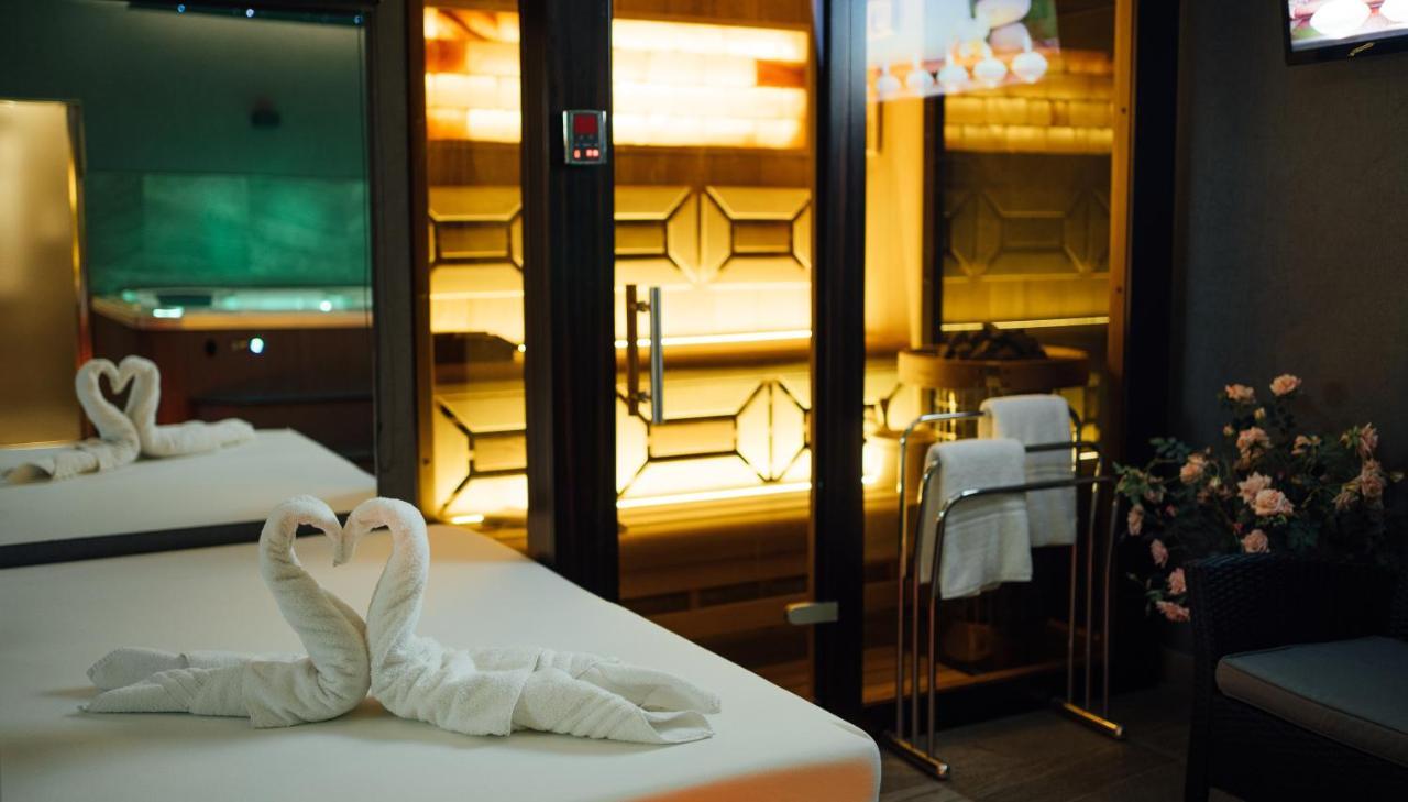 Wellness Relax - Luxusni Prague Exterior photo